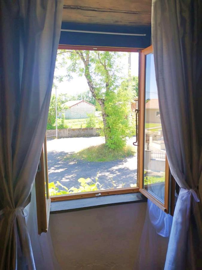 Les Verges Gites Exideuil-sur-Vienne Bagian luar foto